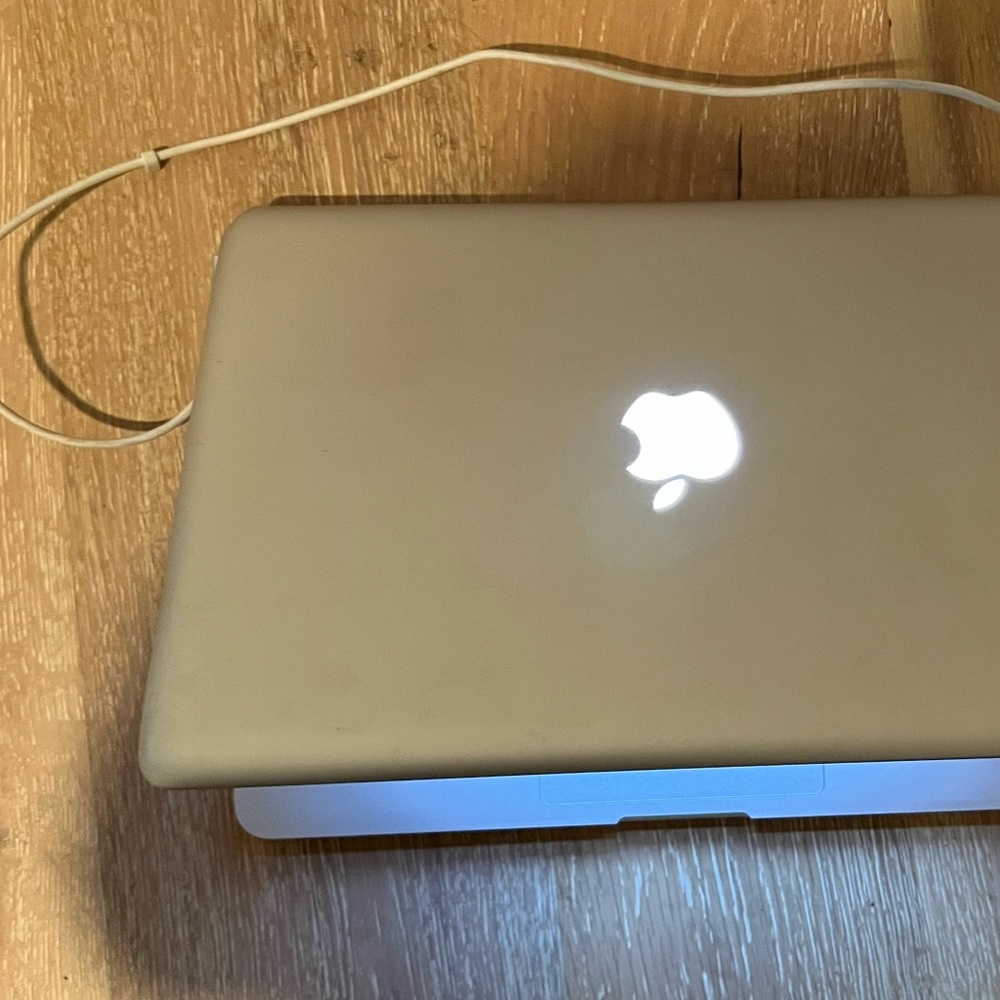 MacBook Pro 2012 - Picture 5 of 10